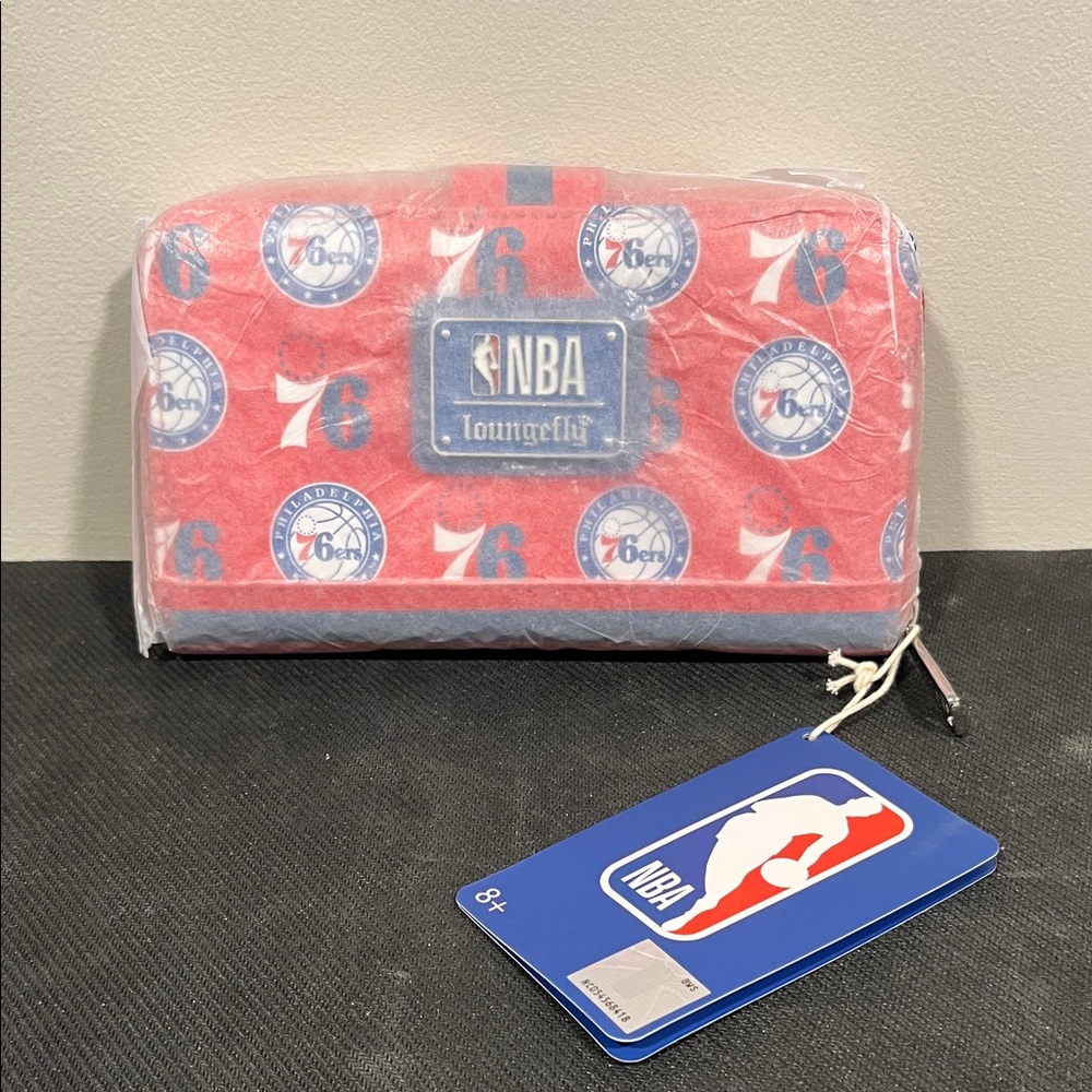 NBA Loungefly 76ers Red and Blue Hard Tag Wallet (B3) PHILADELPHIA
